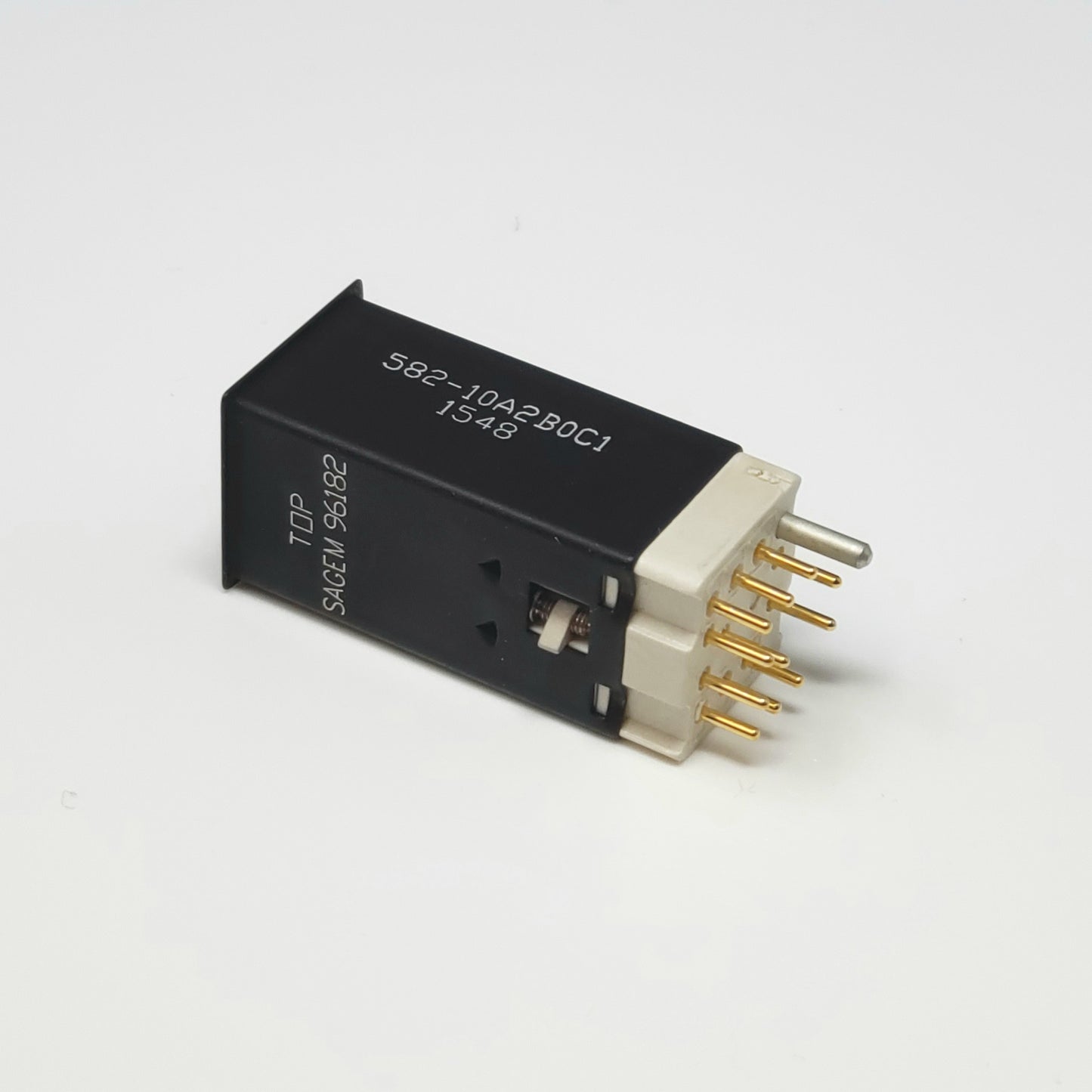 582-10A2B0C1