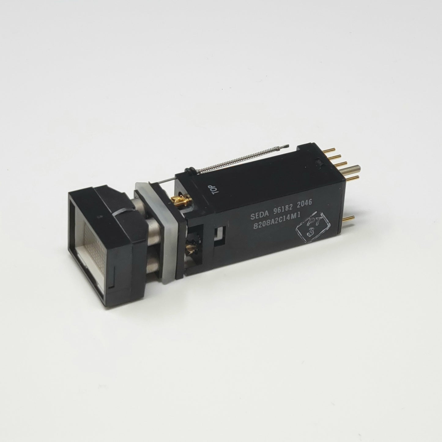 8208A2C14M1