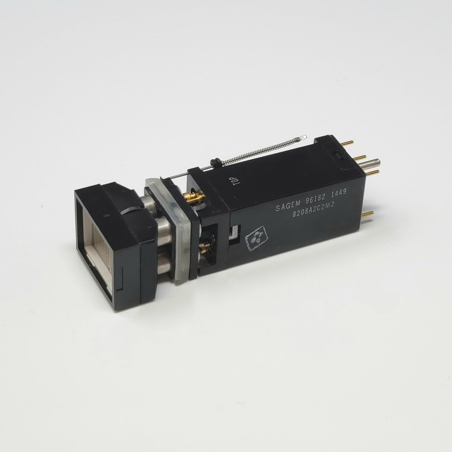 8208A2C2M2