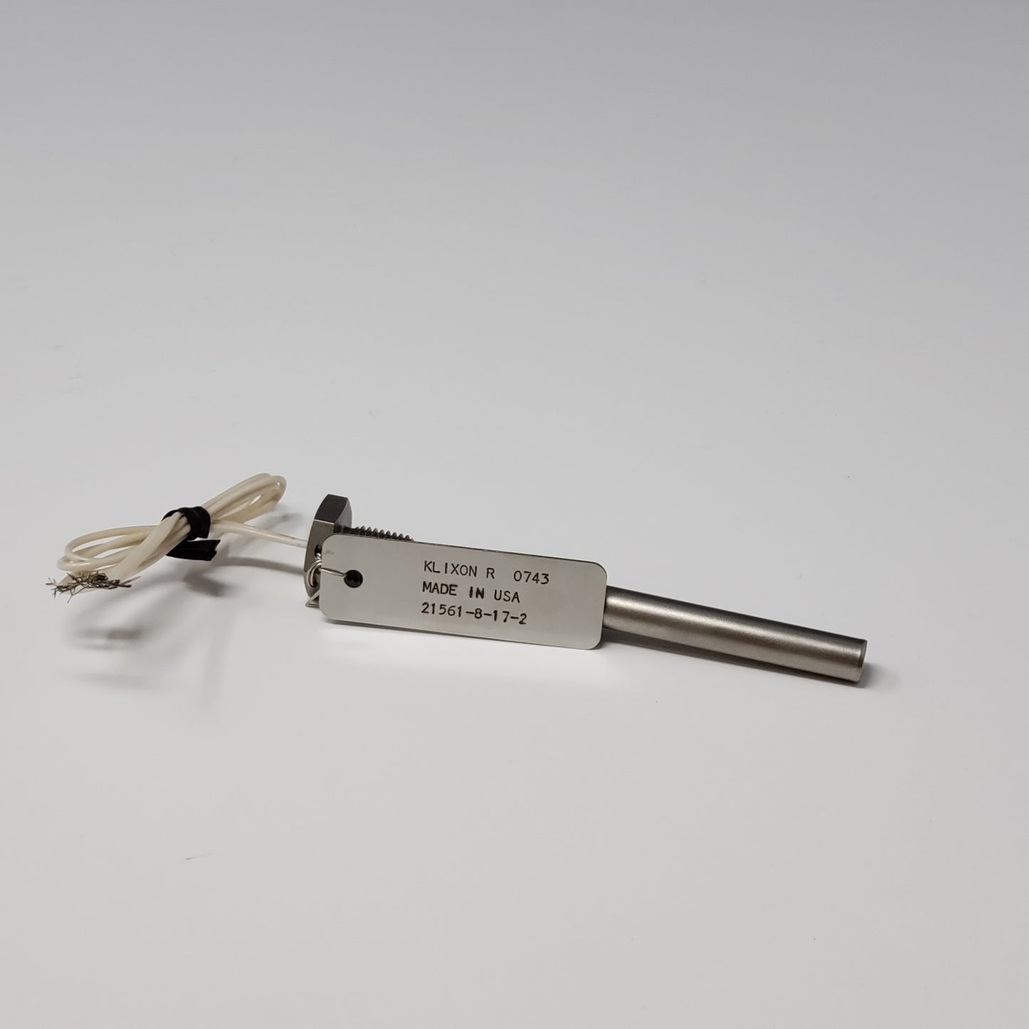 M24236/11-GEHB